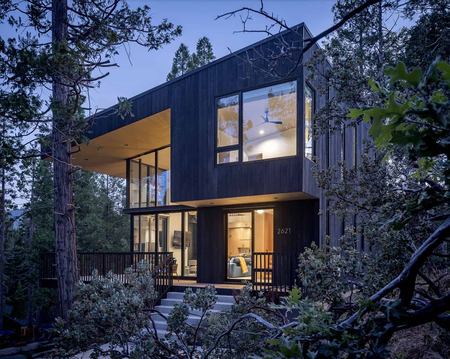 modern-cabin-exterior-at-dusk