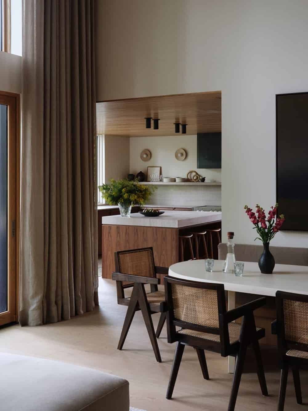 minimalist-wabi-sabi-dining-room
