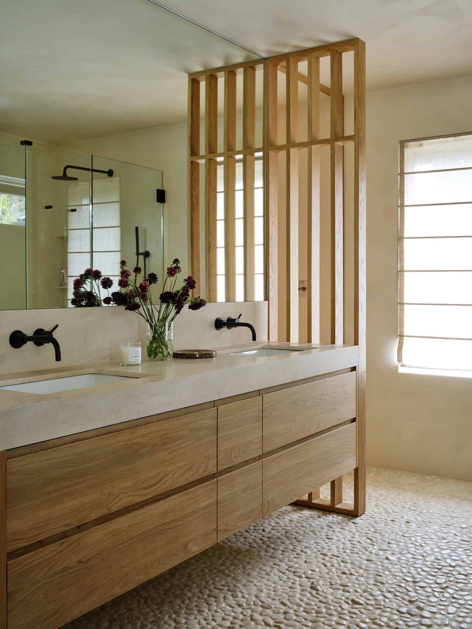 minimalist-wabi-sabi-bathroom-vanity