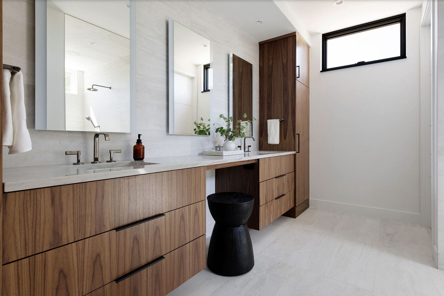 modern-bathroom-vanity
