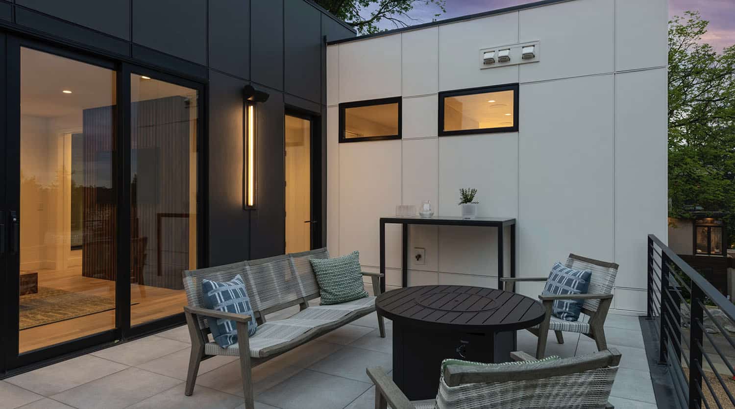 modern-home-exterior-patio