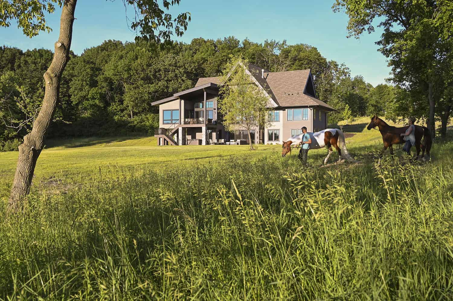 modern-ranch-house-exterior