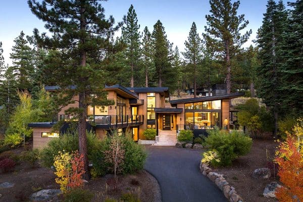 featured posts image for Martis Camp home offers breathtaking views of the Sierra Nevada mountains