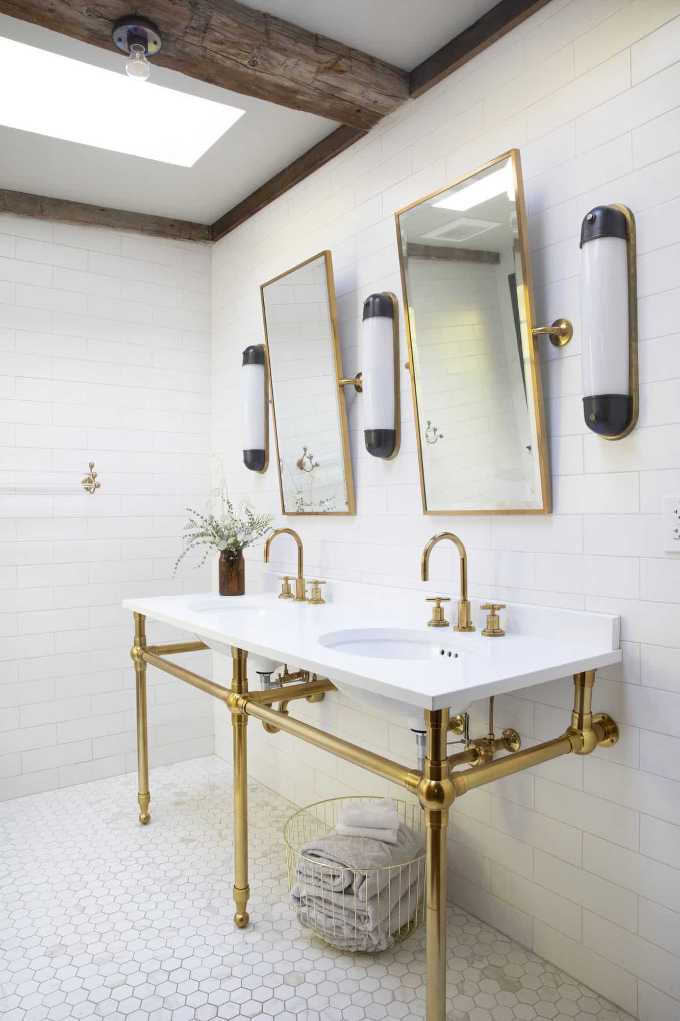 contemporary-bathroom