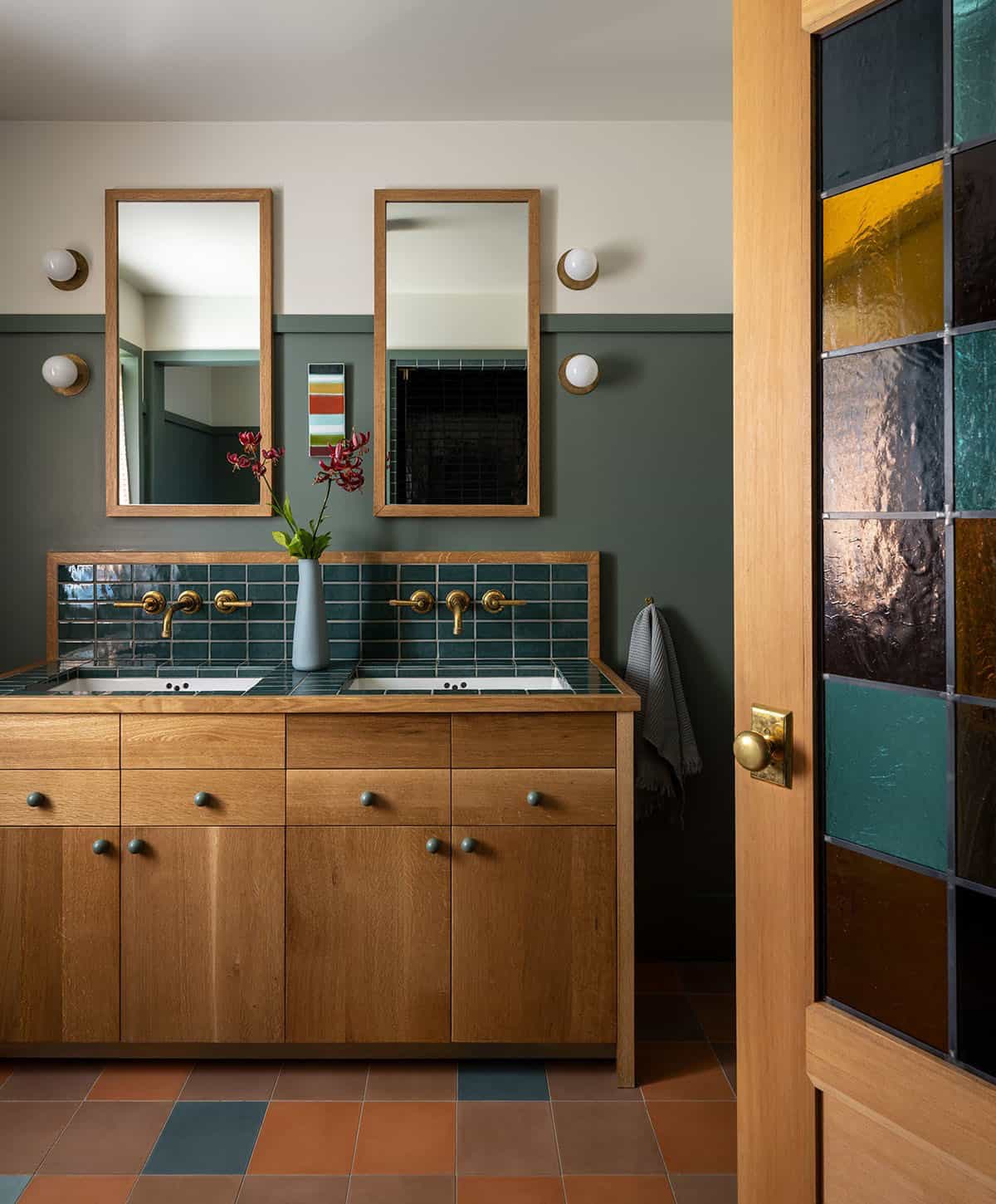 contemporary-bathroom-vanity