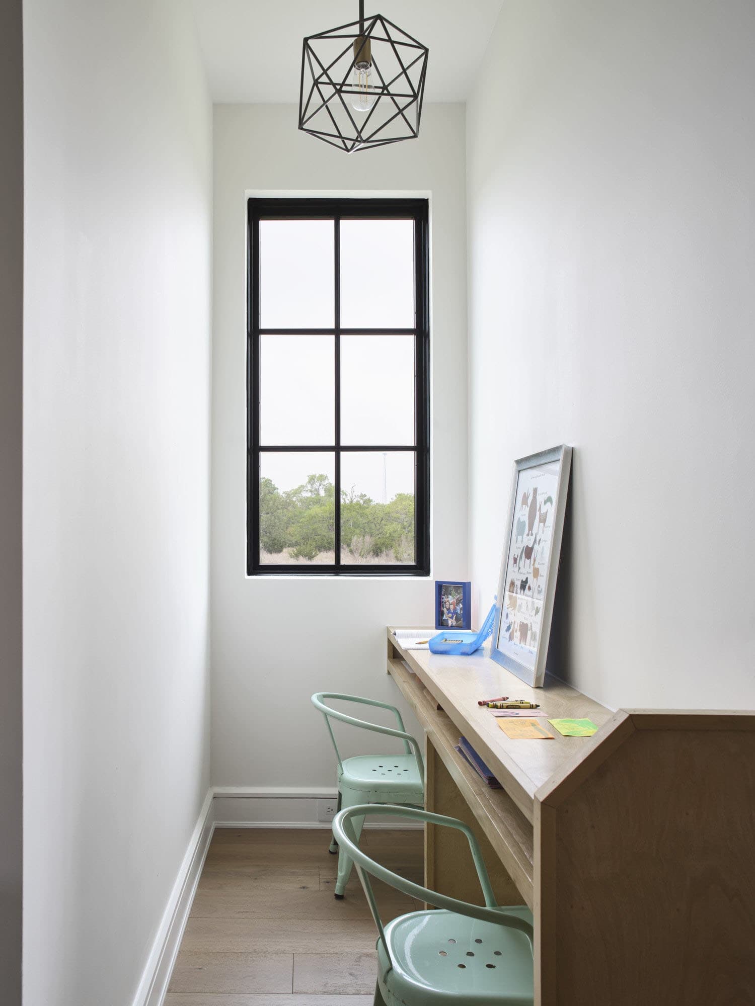 traditional-style-home-office