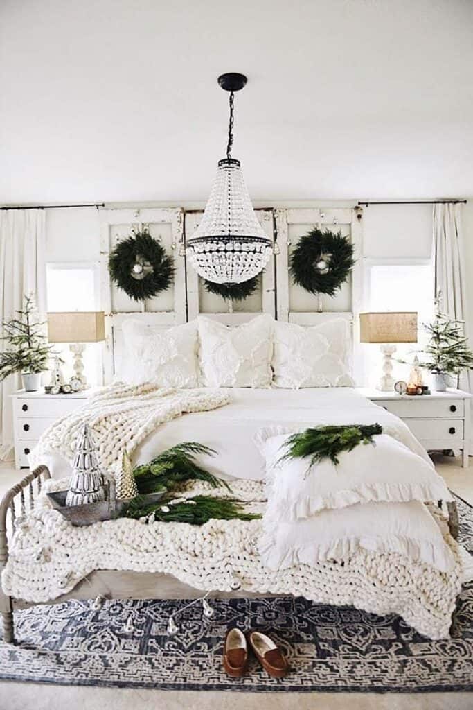 21 Gorgeous Decor Ideas For A Very Merry French Country Christmas