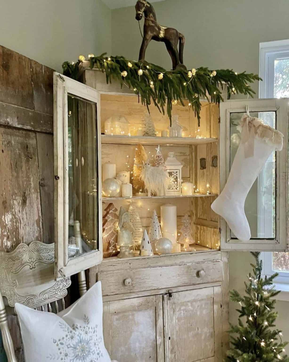 21 Gorgeous Decor Ideas For A Very Merry French Country Christmas
