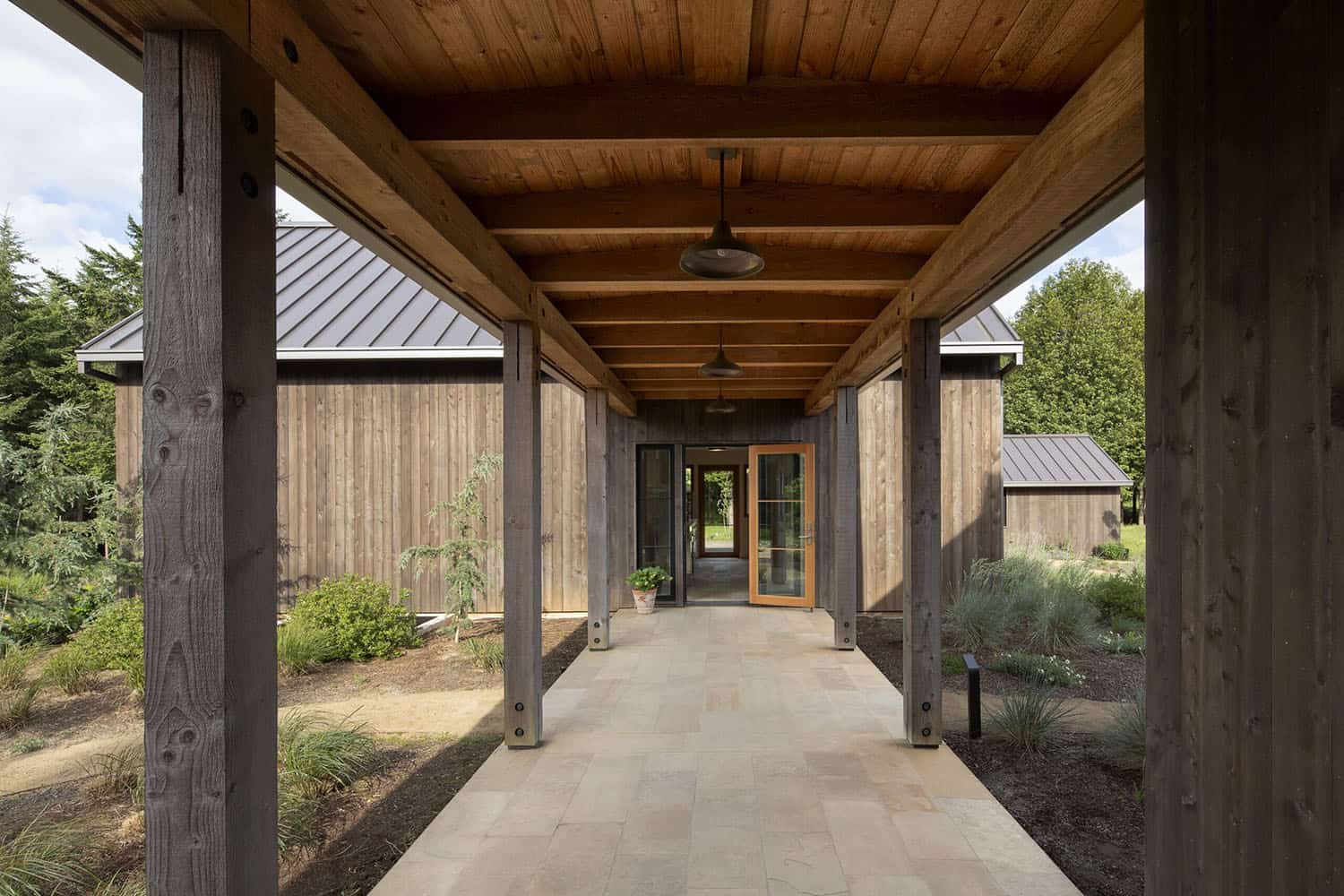 barn-inspired-home-breezeway