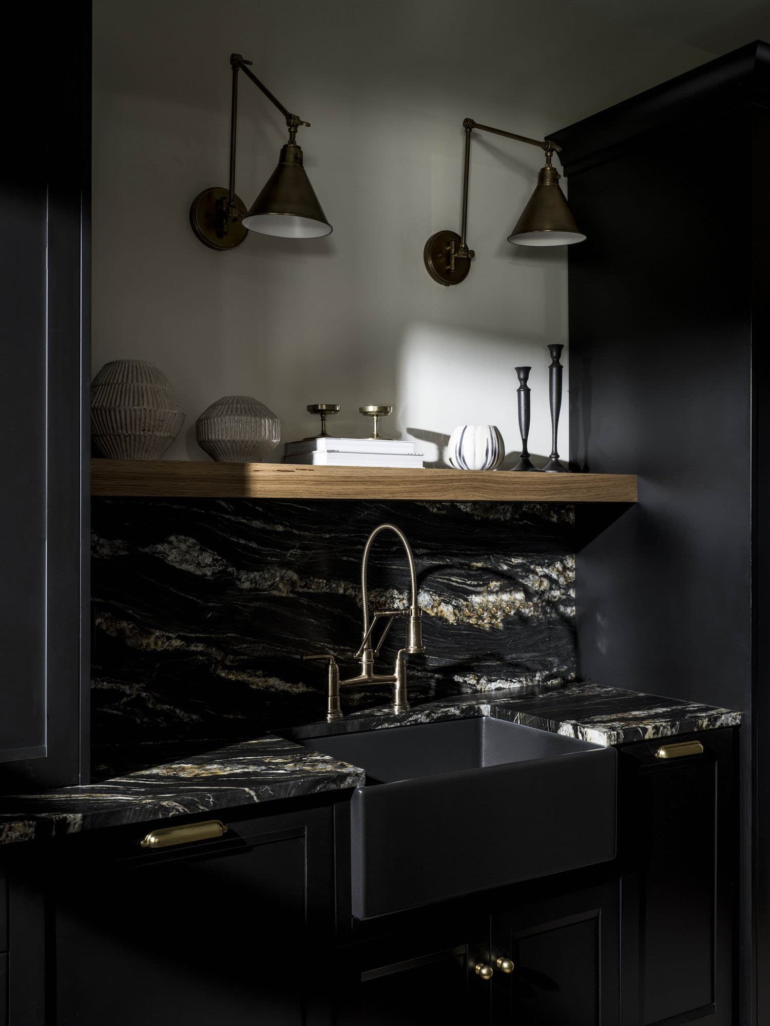 contemporary-scullery