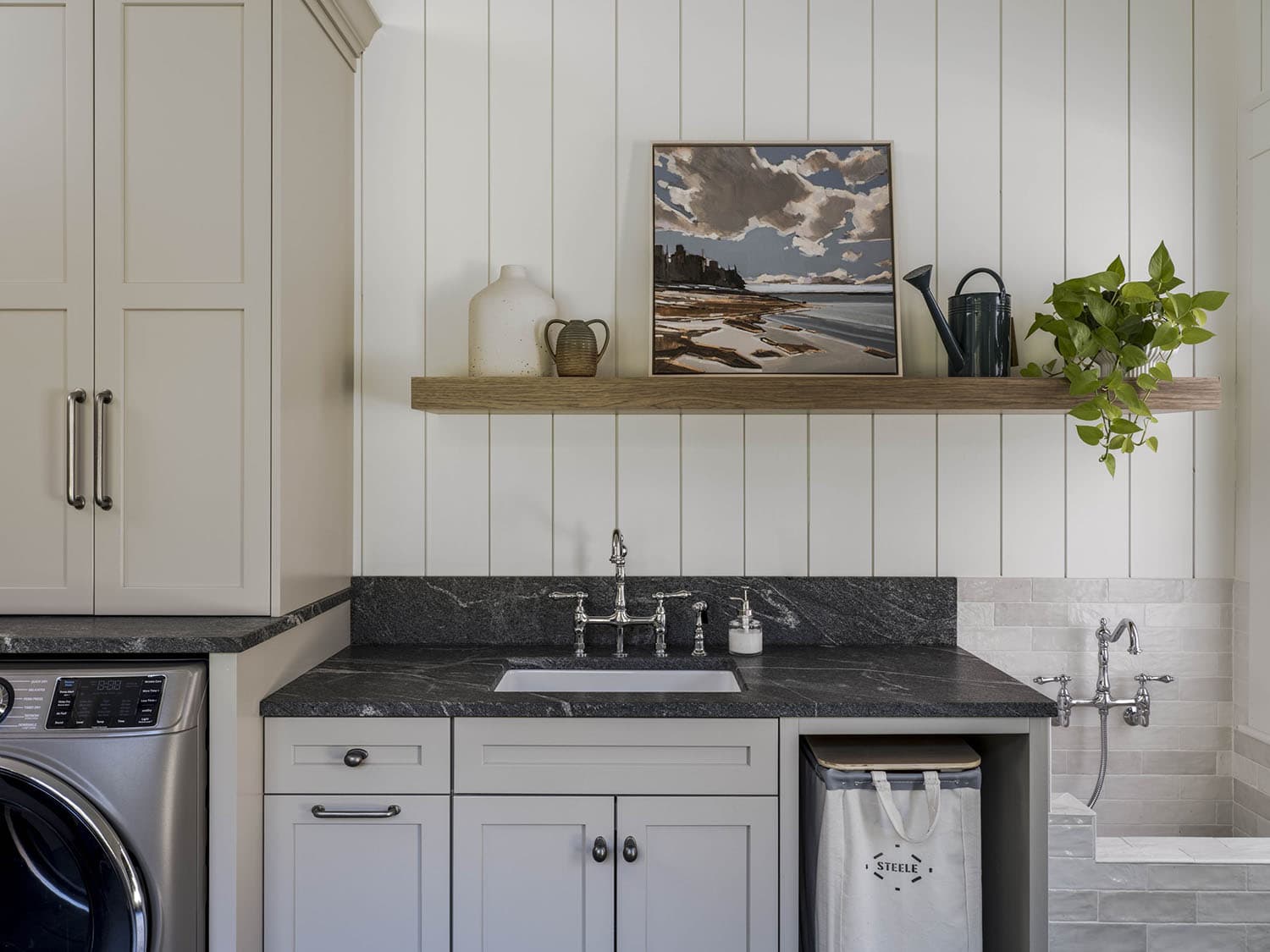 contemporary-laundry-room