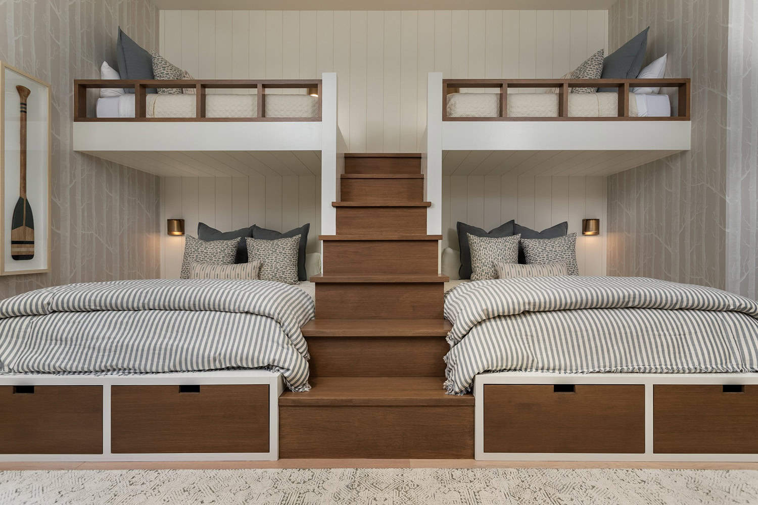contemporary-bunk-bedroom