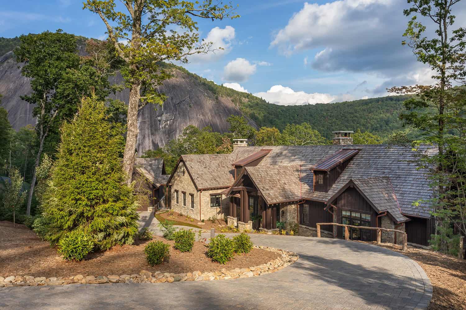 contemporary-mountain-home-exterior