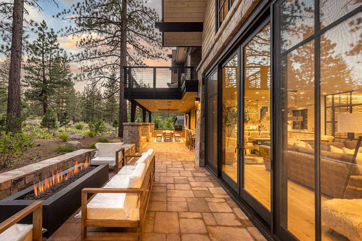 contemporary-mountain-home-patio-with-a-fire-pit