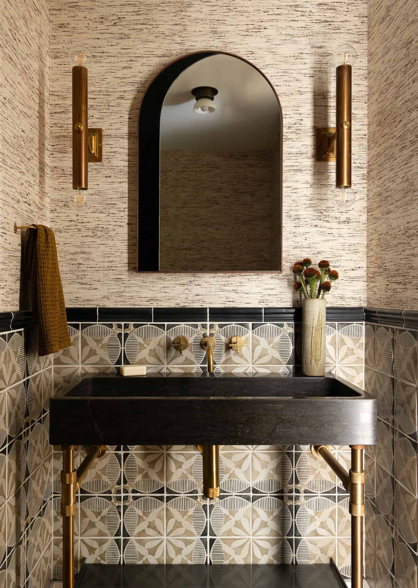 traditional-style-powder-room