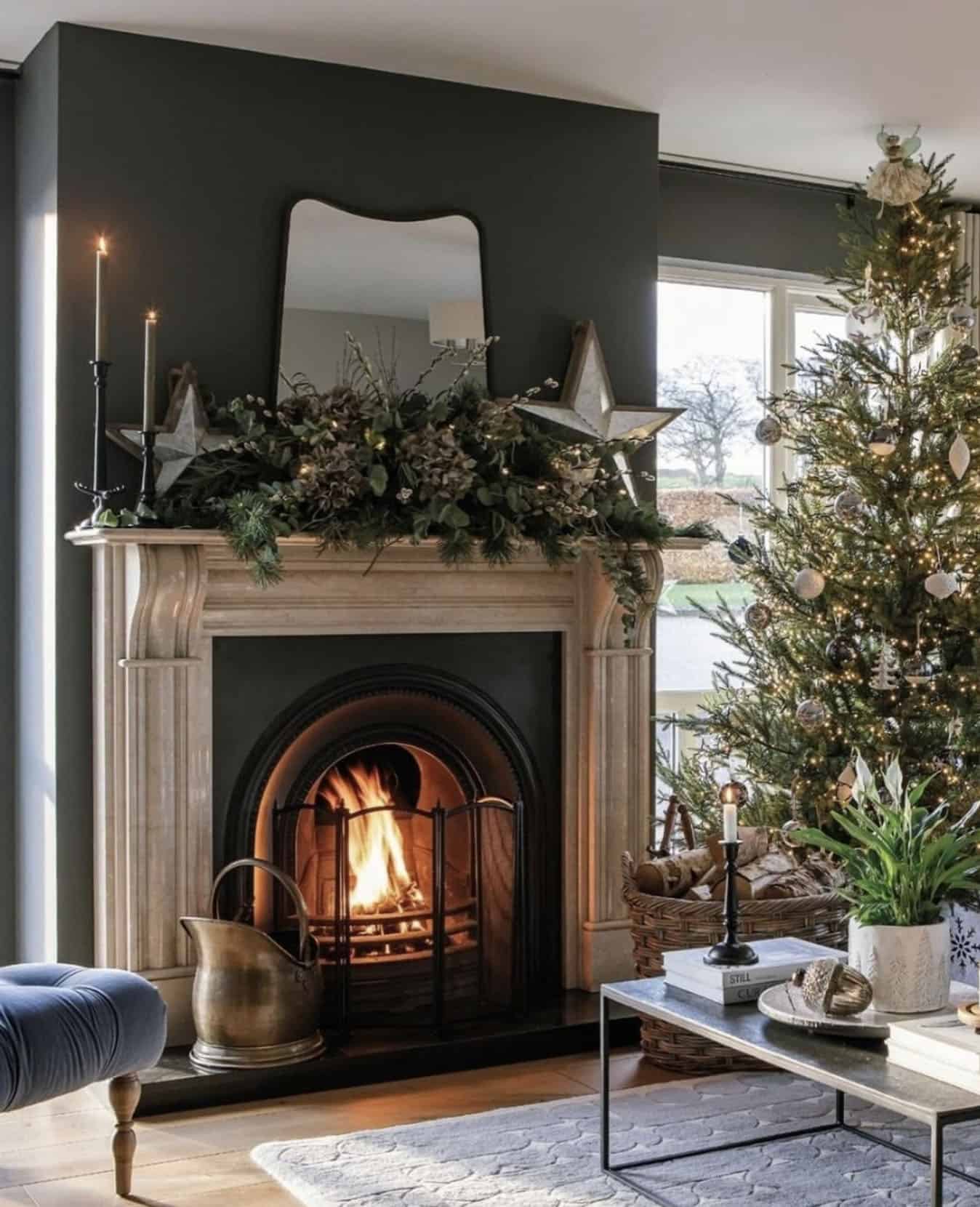 fireplace-decorated-with-christmas-garland