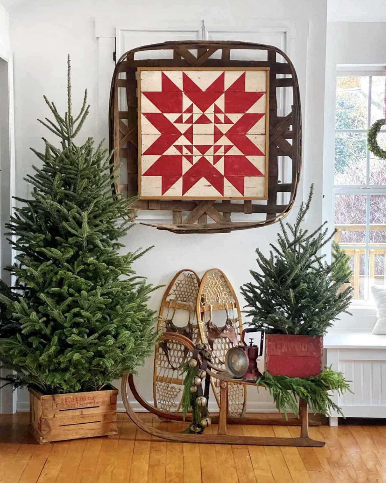 vintage-christmas-decor-with-a-barn-quilt