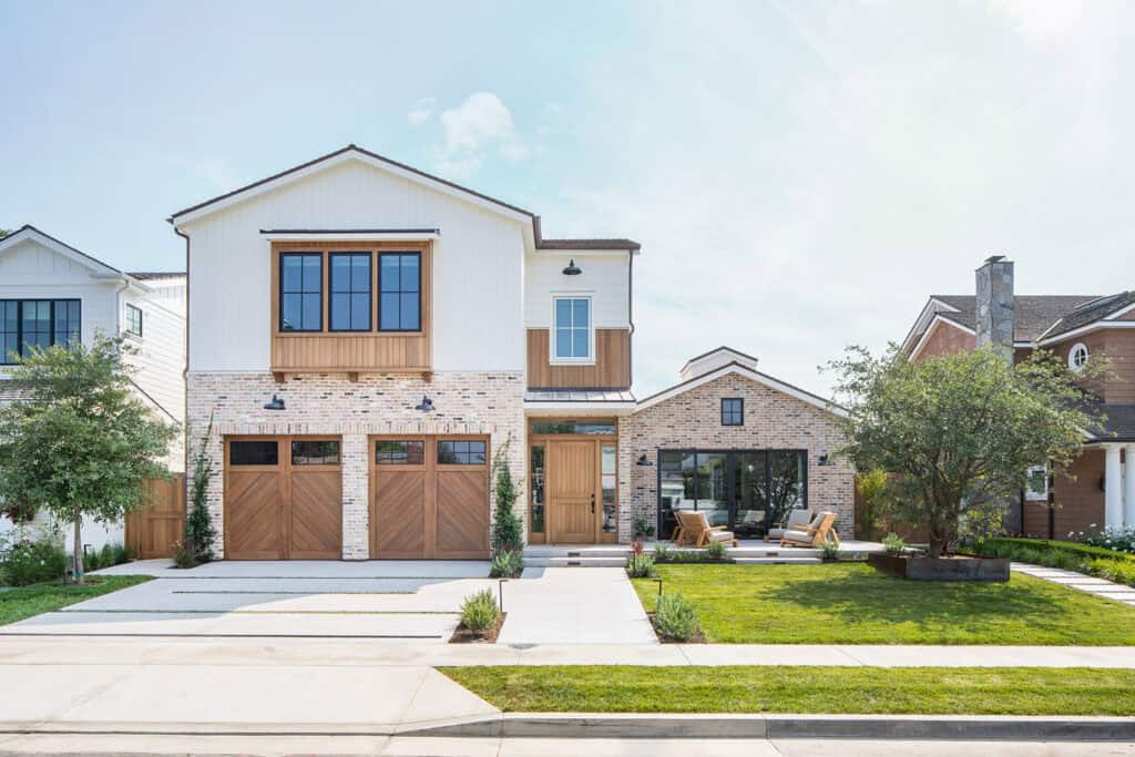 Modern farmhouse home tour in Newport Beach with beautiful design ideas