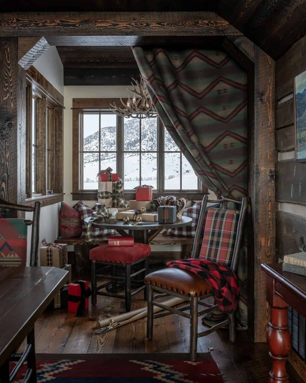 rustic-dining-room