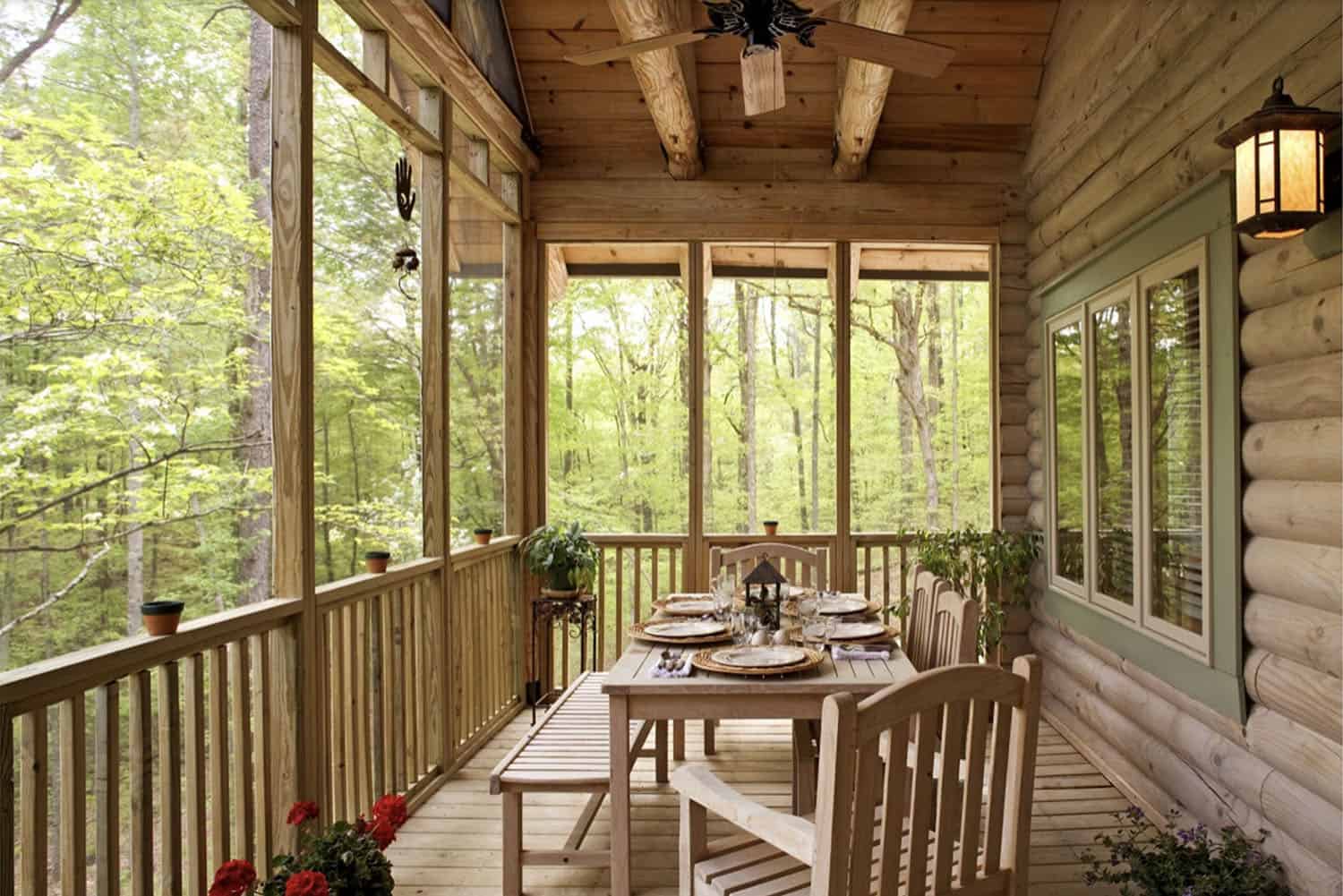 traditional-style-screened-porch