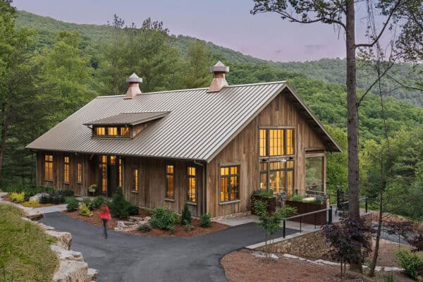 barn-home-rustic-exterior