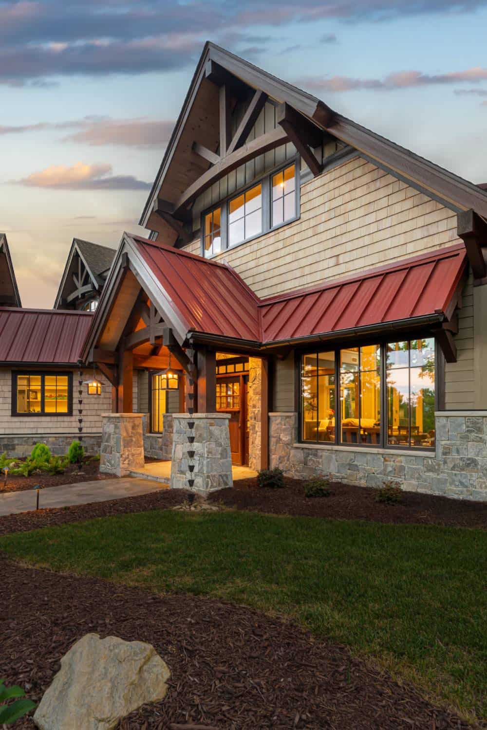 contemporary-craftsman-style-home-exterior