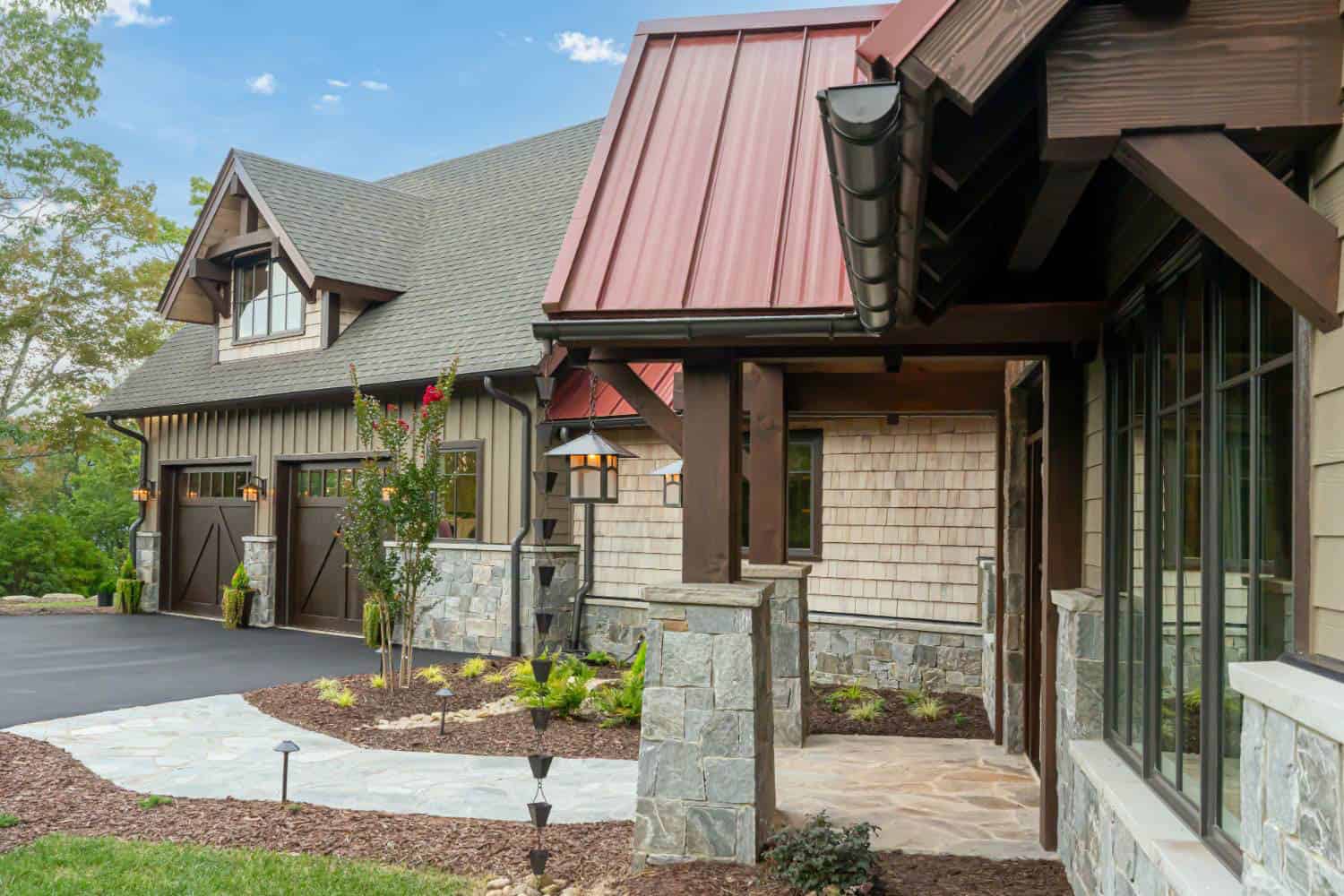 contemporary-craftsman-style-home-exterior