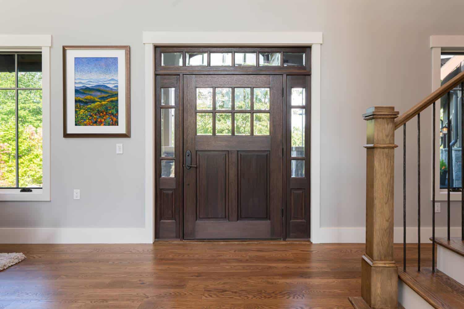 contemporary-craftsman-style-home-entry