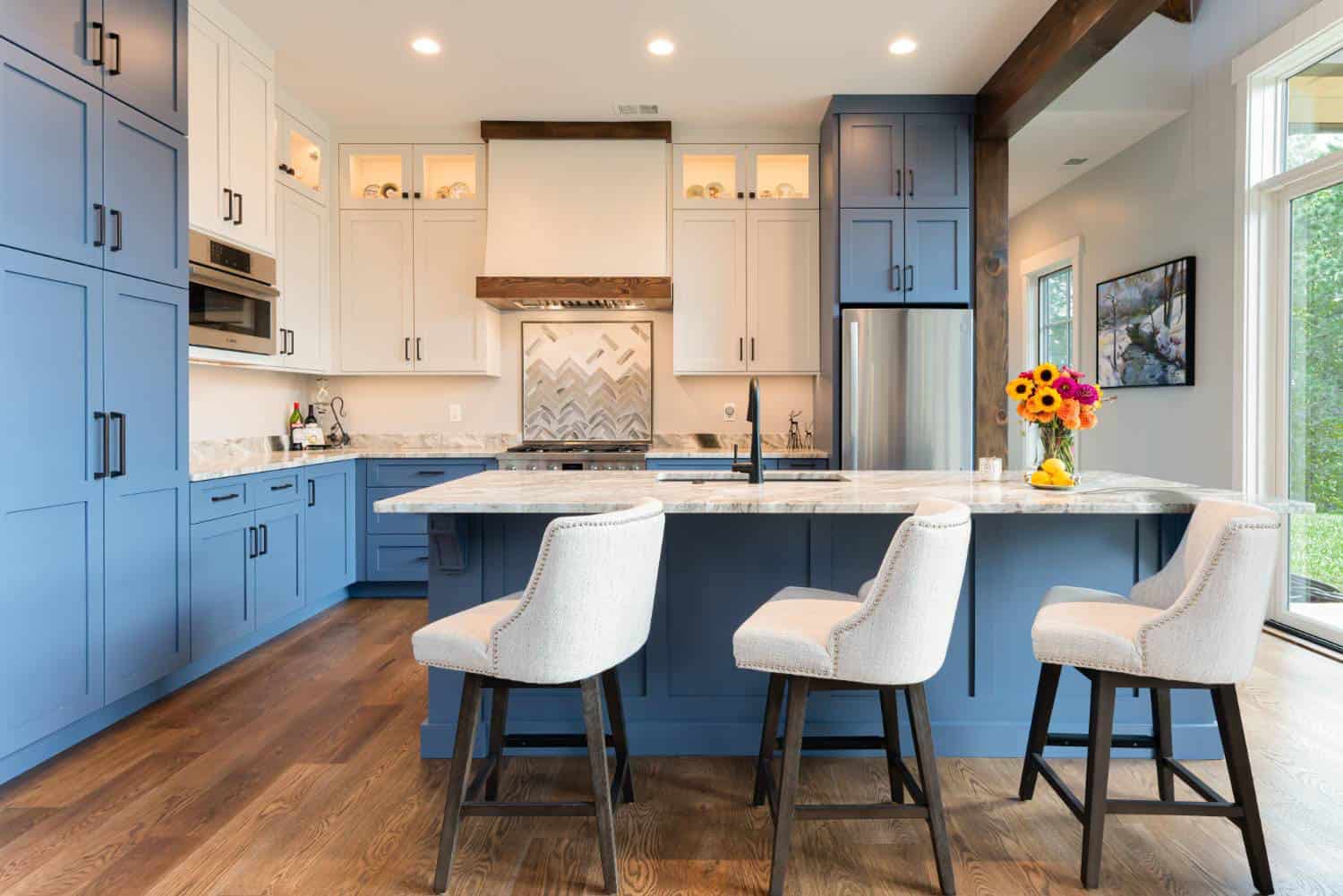 contemporary-craftsman-style-kitchen