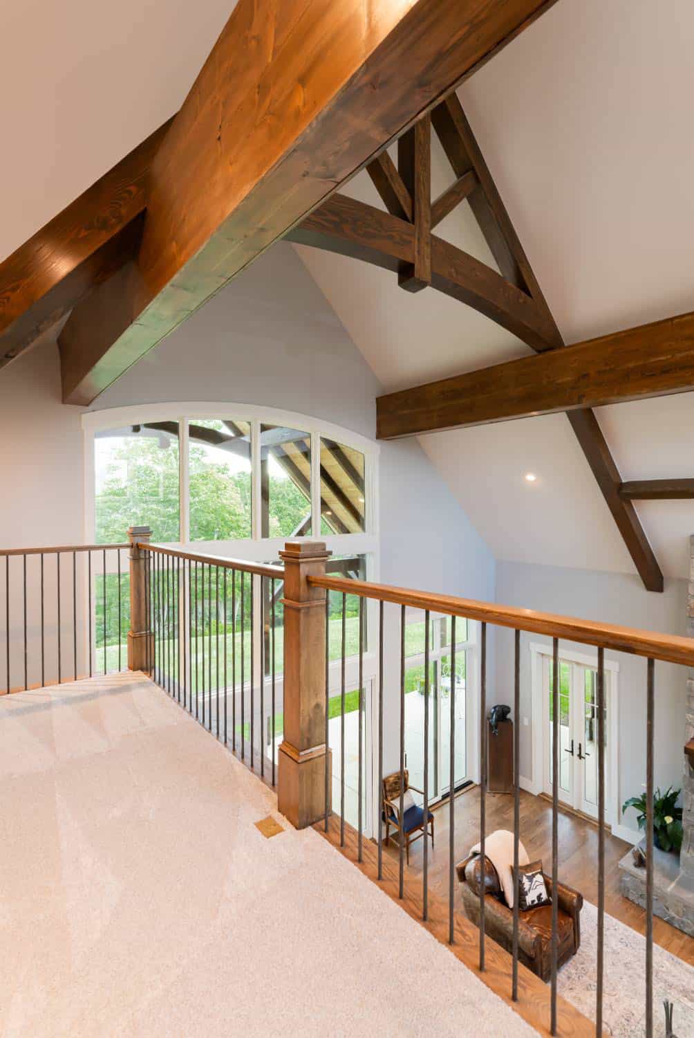 contemporary-craftsman-style-loft