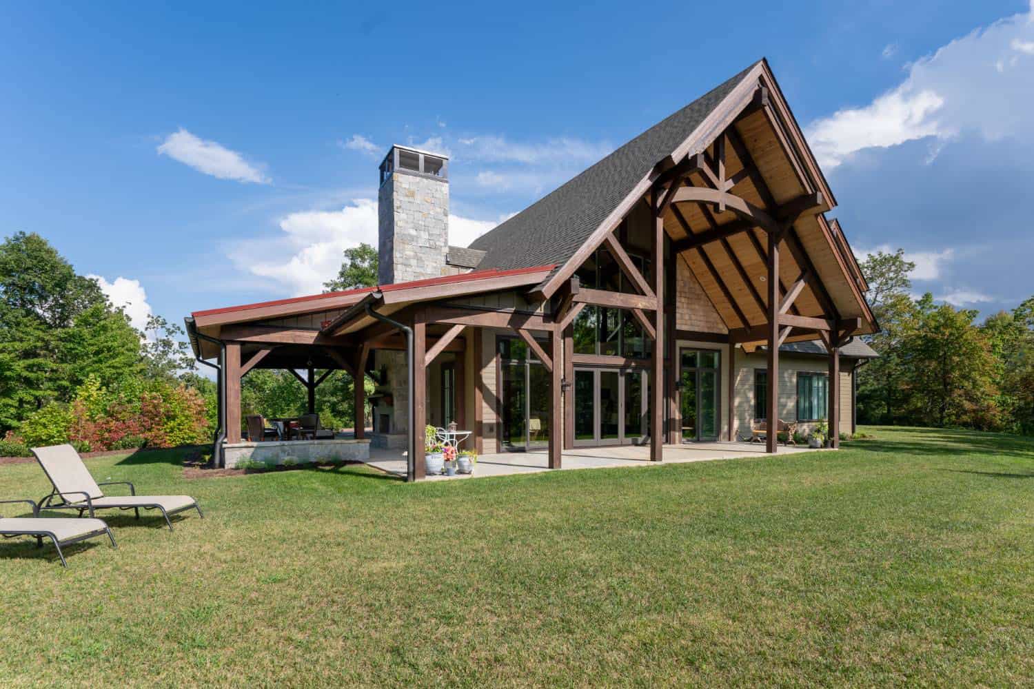 contemporary-craftsman-style-home-exterior