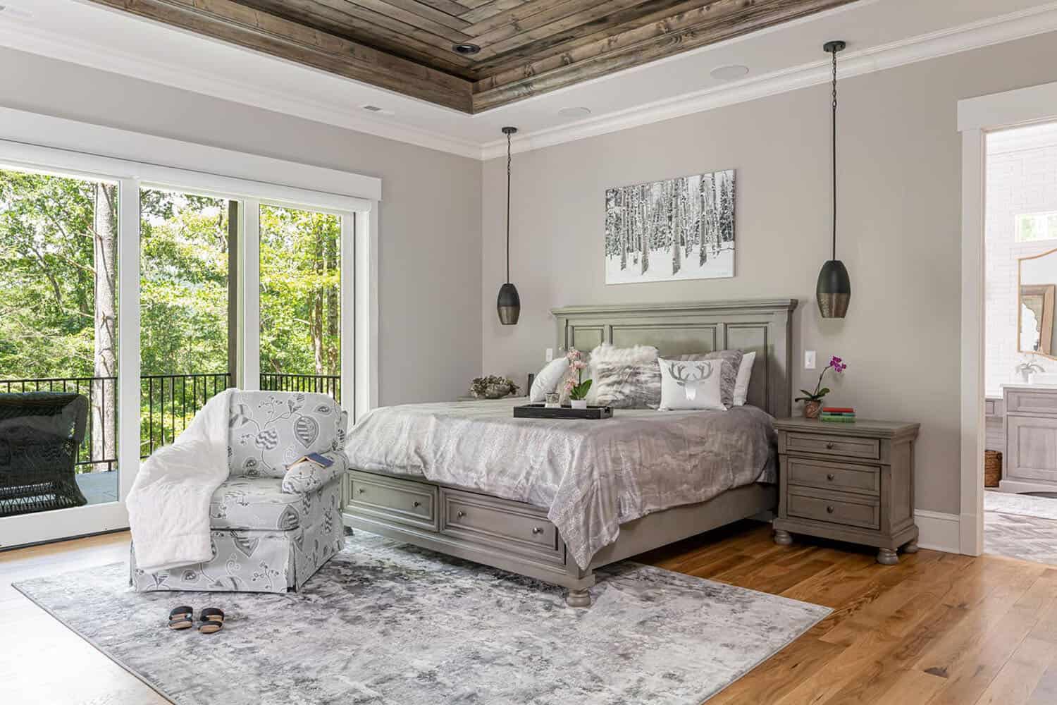 craftsman-style-mountain-home-bedroom