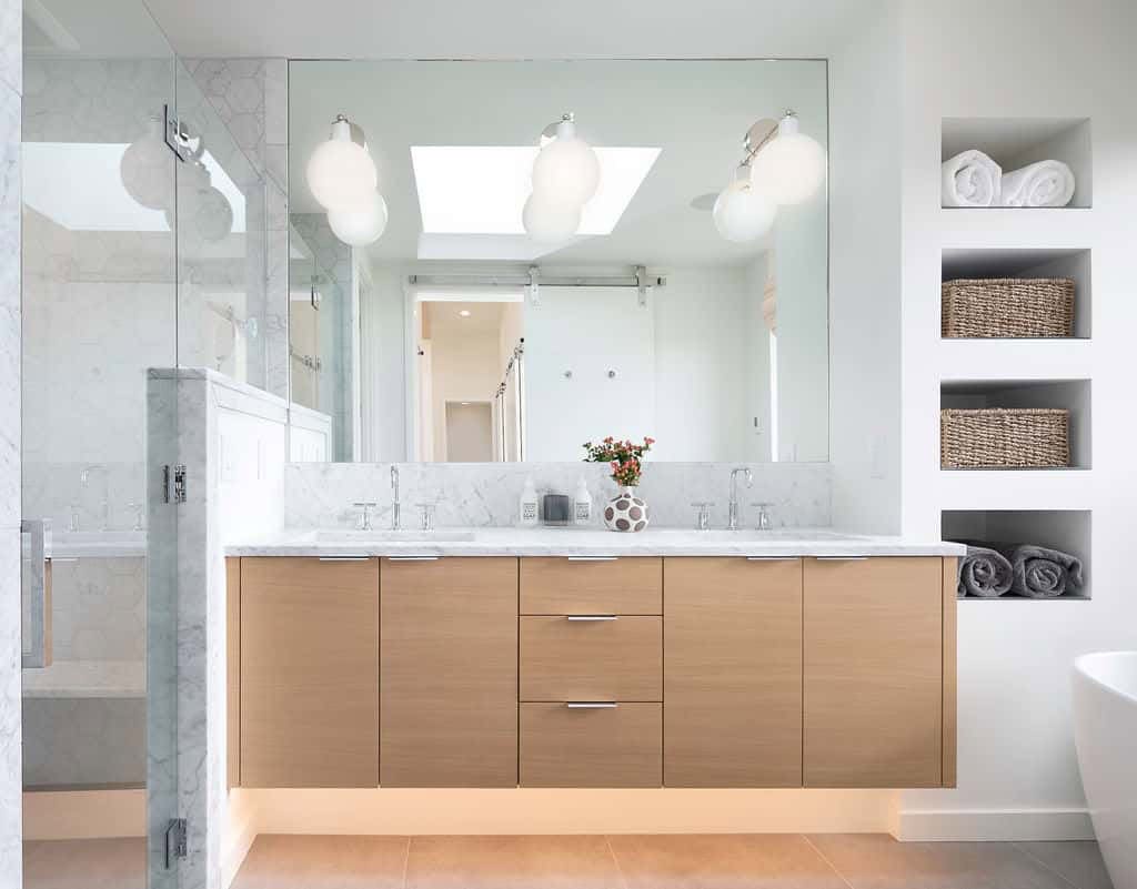 modern-bathroom-floating-vanity