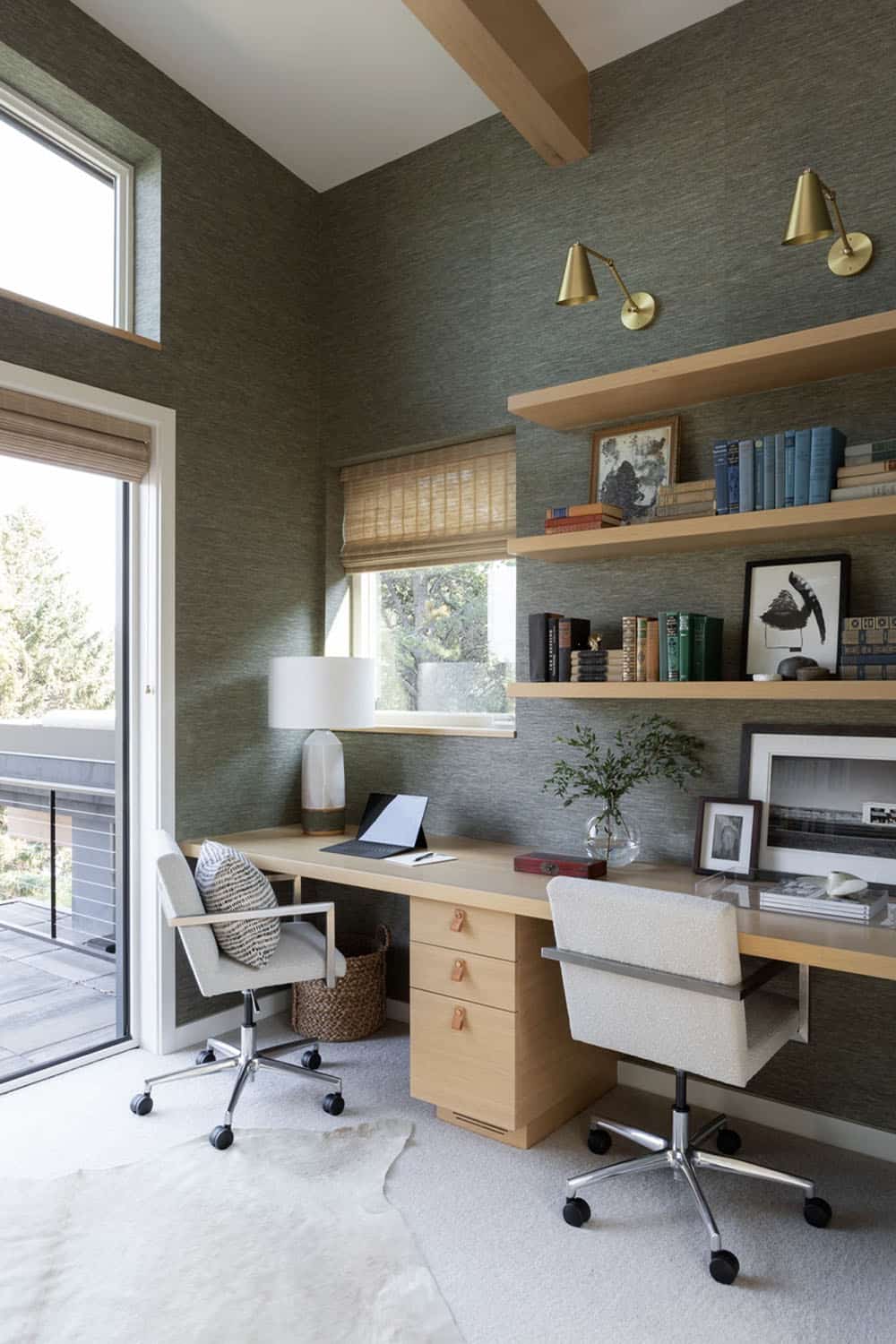 modern-home-office-with-sliding-glass-doors