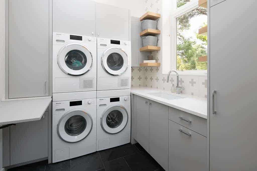 modern-laundry-room