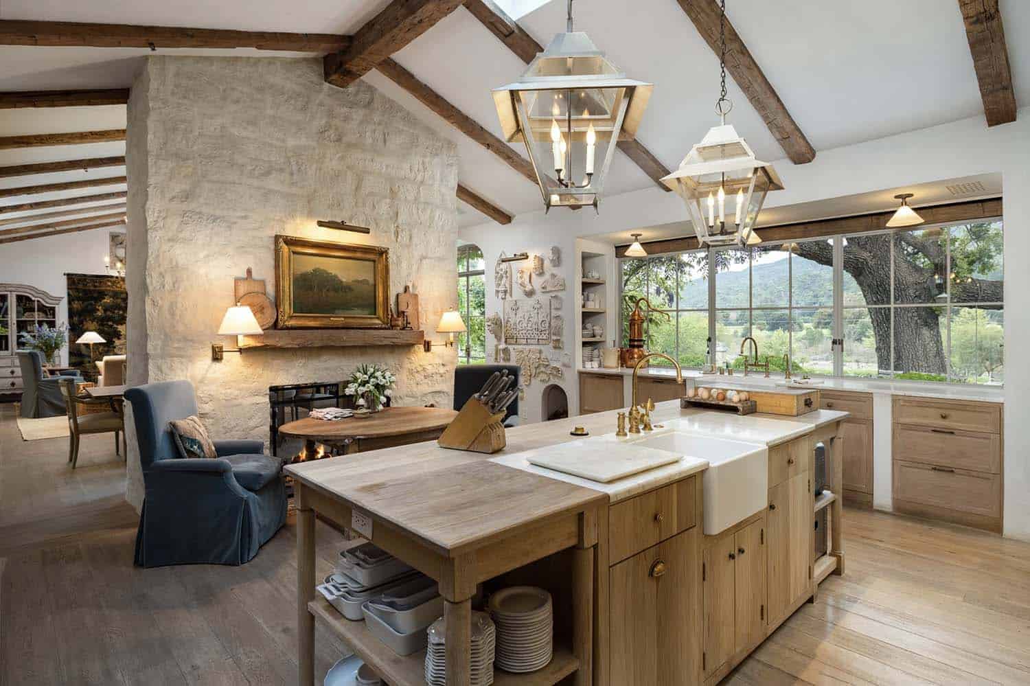 european-inspired-country-kitchen