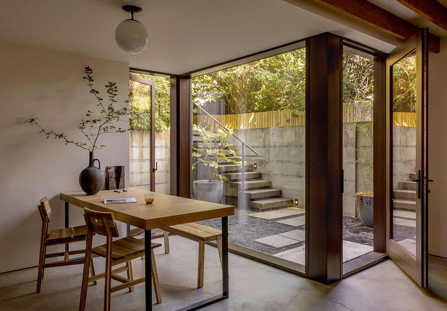 garden-adu-dining-room