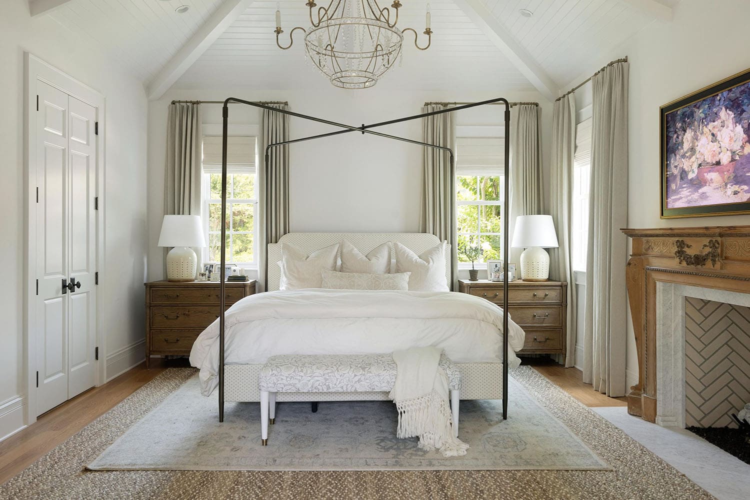 transitional-style-bedroom