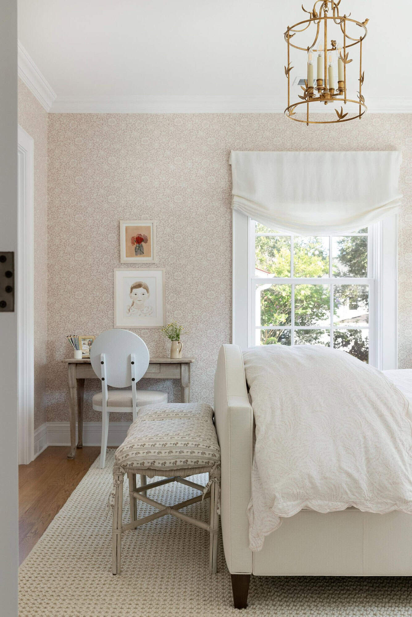 transitional-style-kids-bedroom