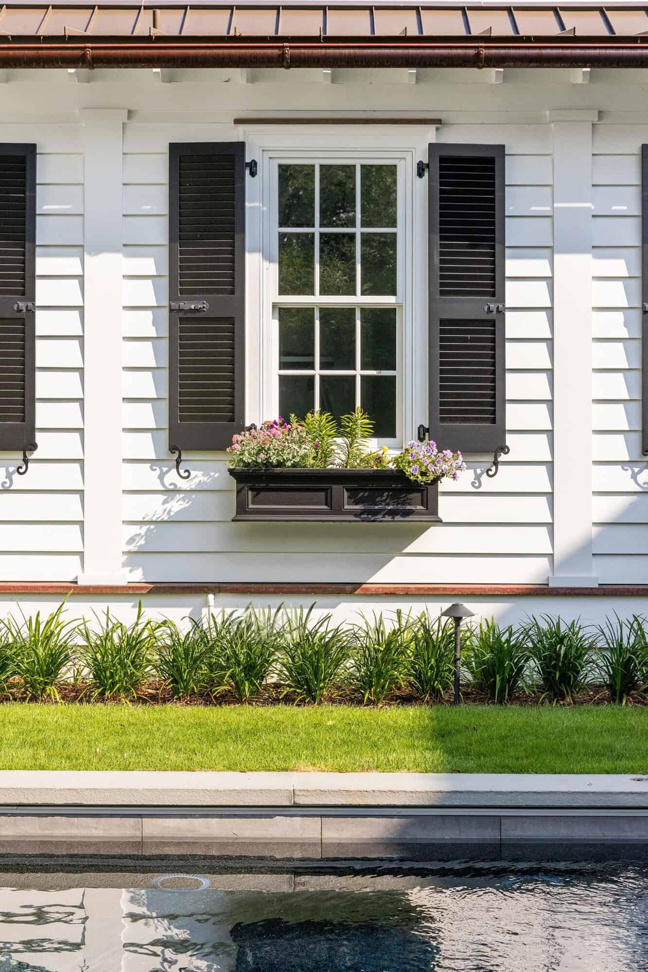 historic-home-exterior-backyard