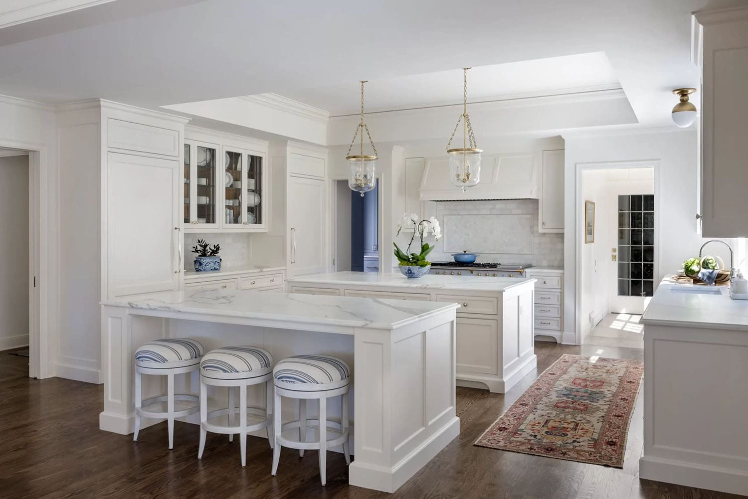 traditional-style-kitchen