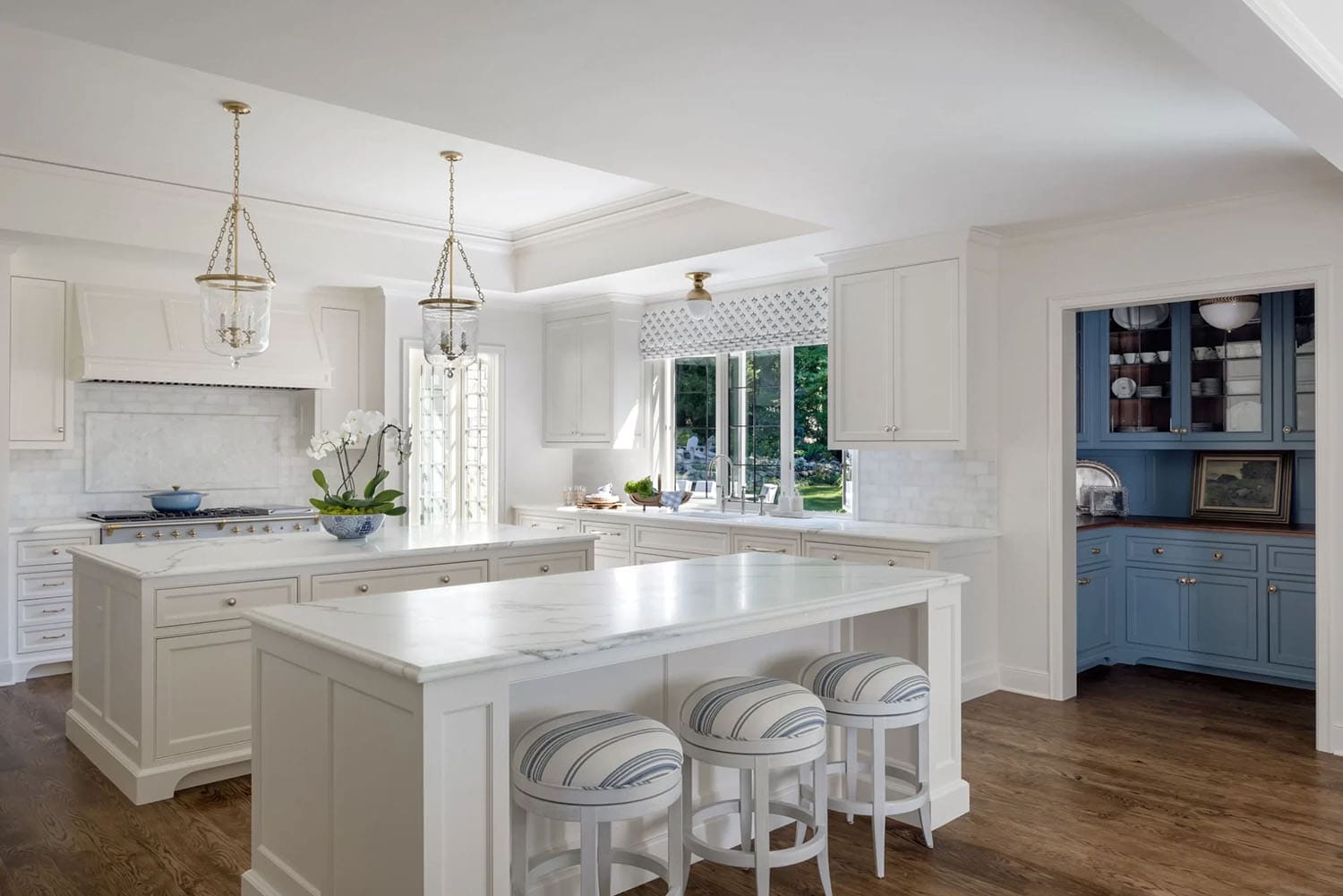 traditional-style-kitchen