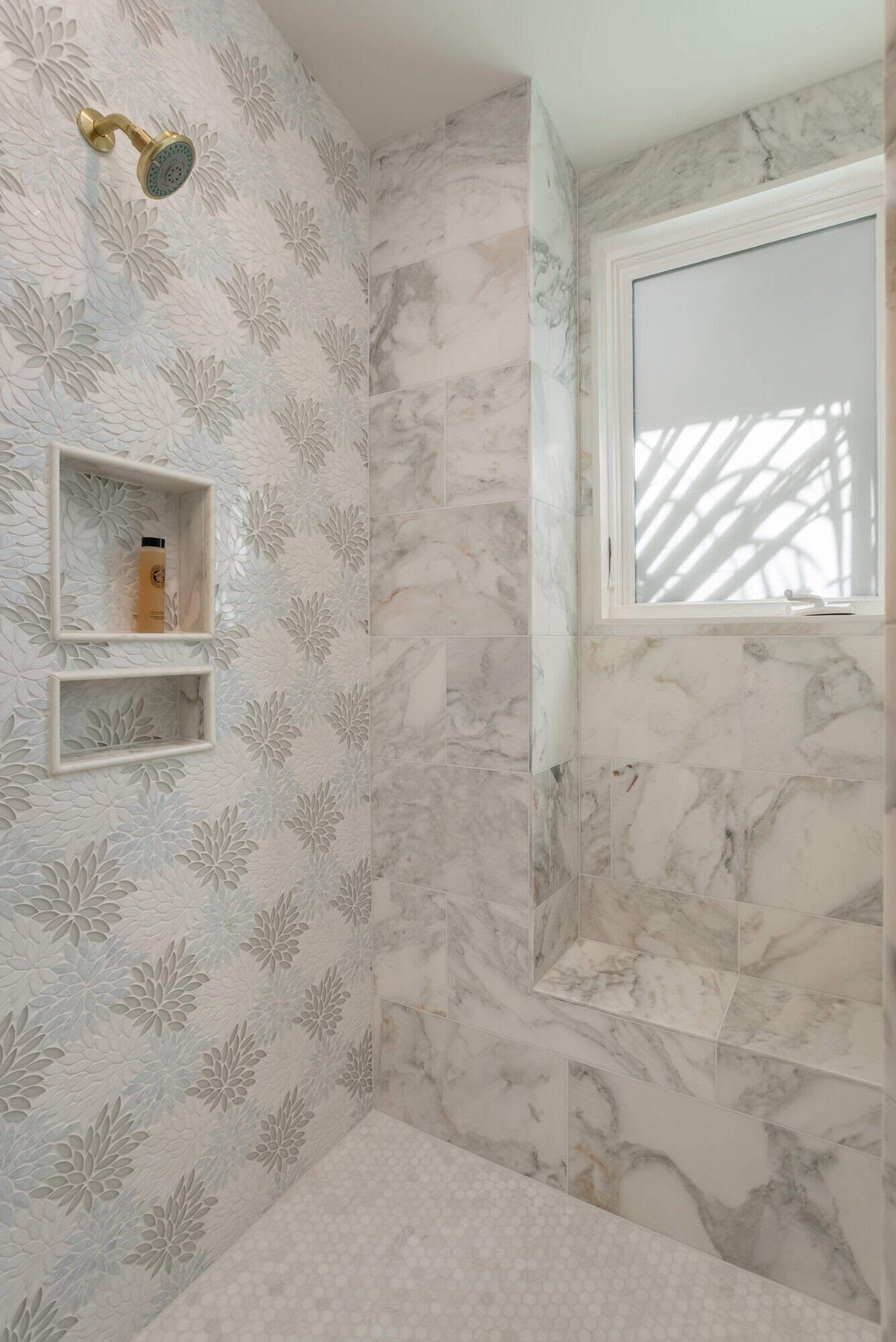 beach-style-bathroom-with-a-shower