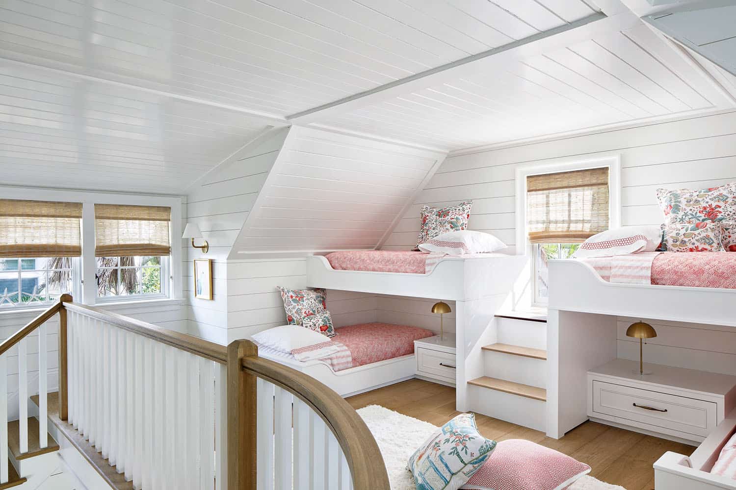 coastal-style-bunk-bedroom