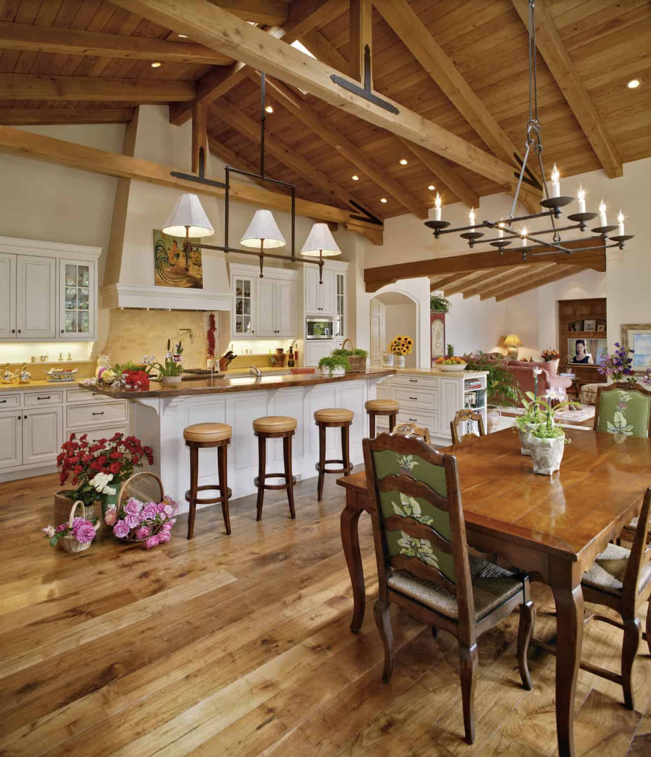 mediterranean-kitchen-and-dining-room