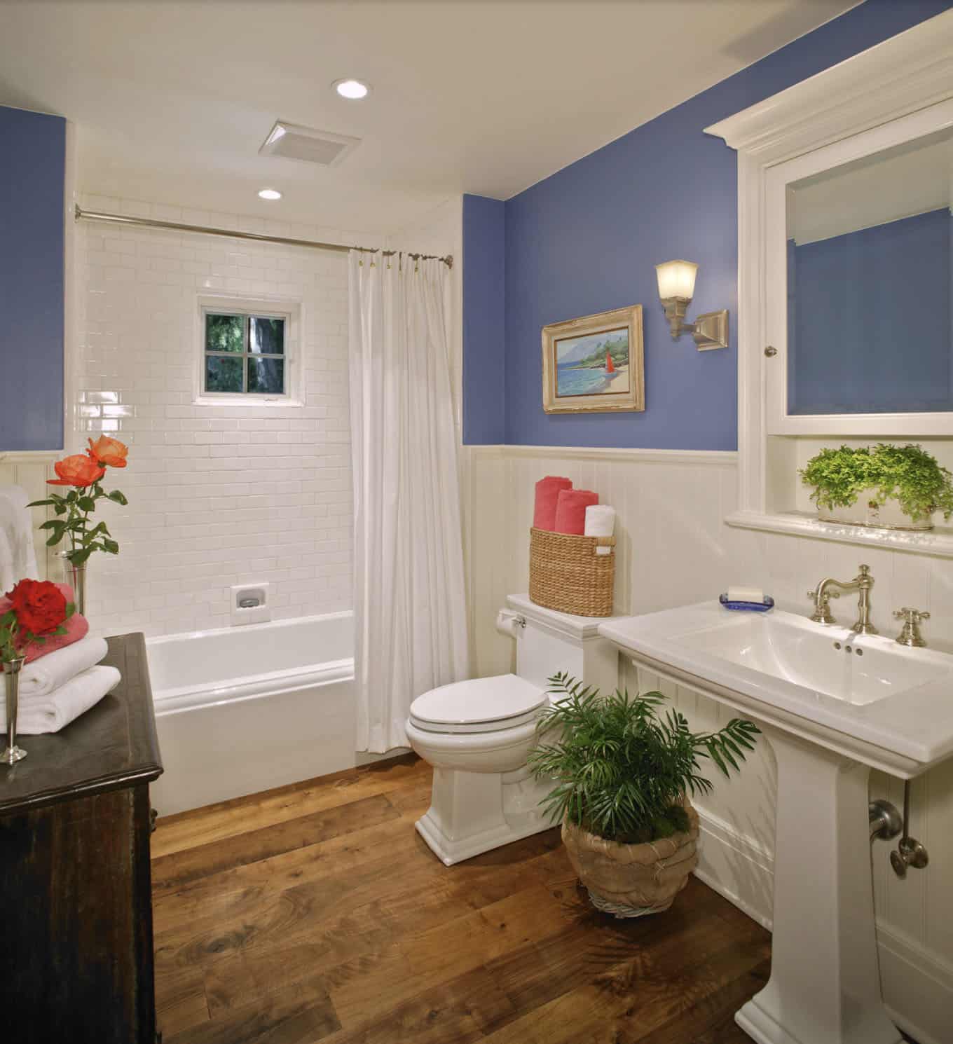 mediterranean-bathroom