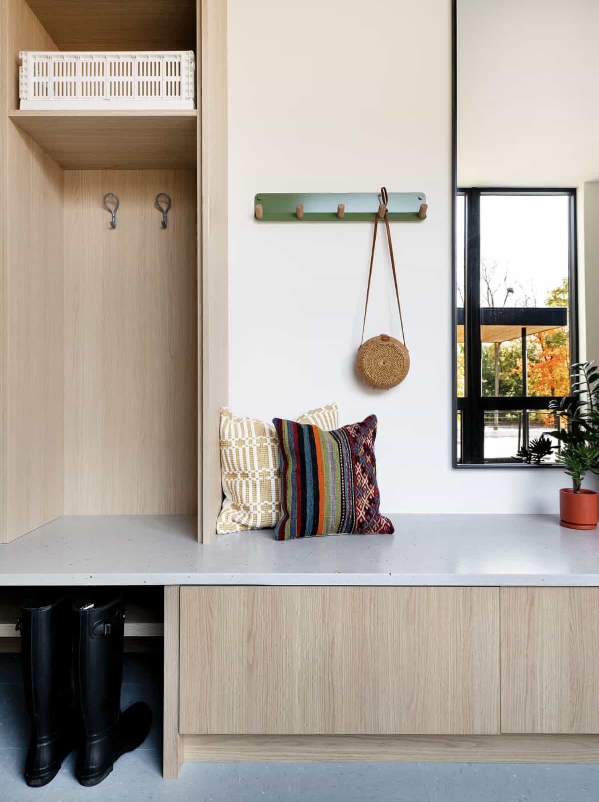 mid-century-modern-mudroom-with-a-built-in-bench