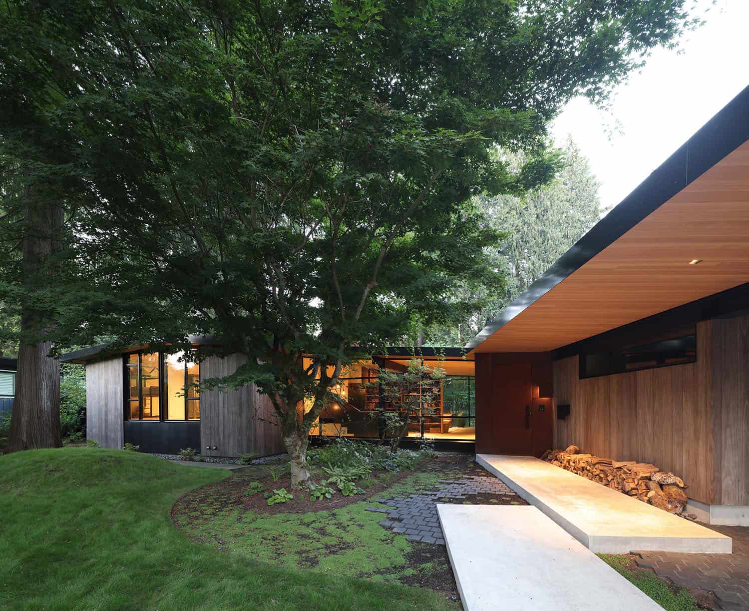 mid-century-modern-house-exterior-entry