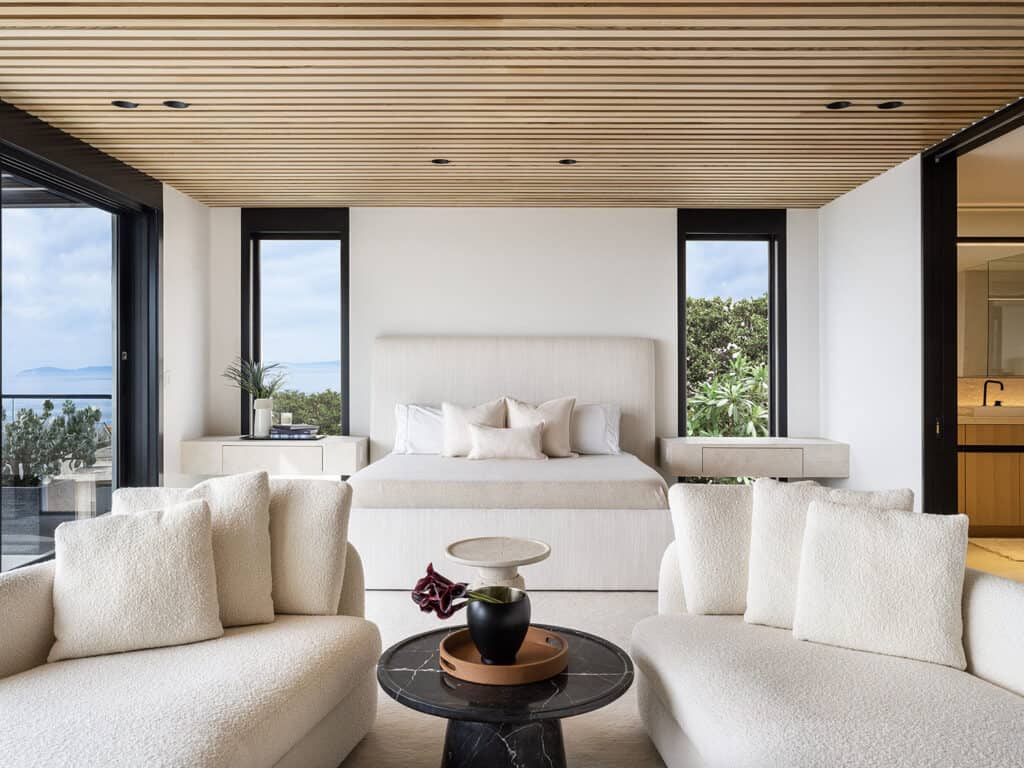 This Laguna Beach house offers a modern sanctuary with casual-luxe ...