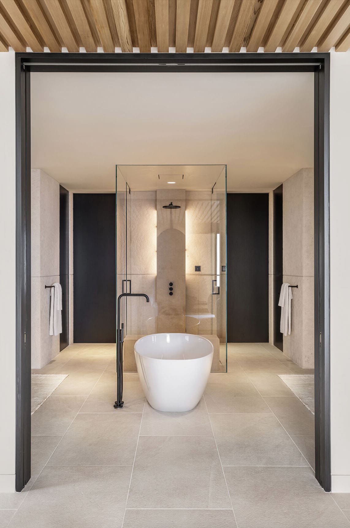 modern-spa-like-bathroom-with-a-soaking-tub